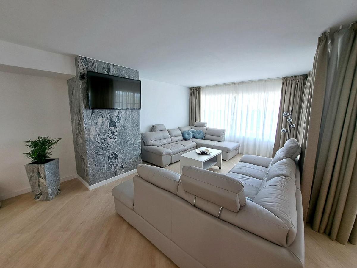 Sitio de Calahonda Apartamento Playa Miraflores 2 מראה חיצוני תמונה